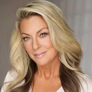 Meet your Posher, Leanna